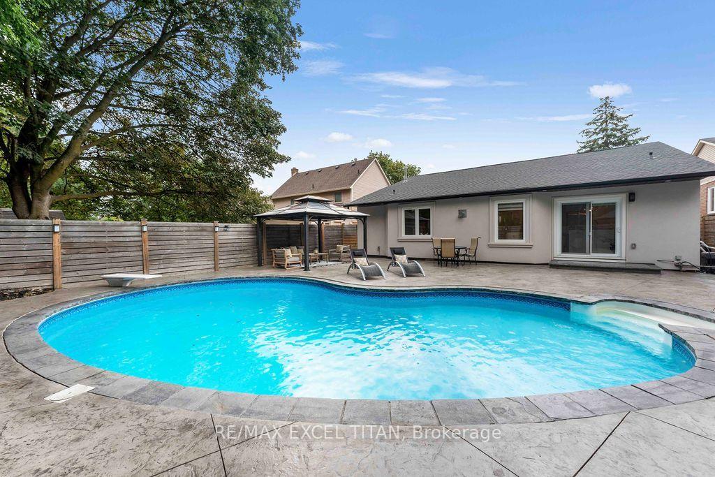 Photo 91 of 258 Glenway Circle, Newmarket, Glenway Estates — HOMEH