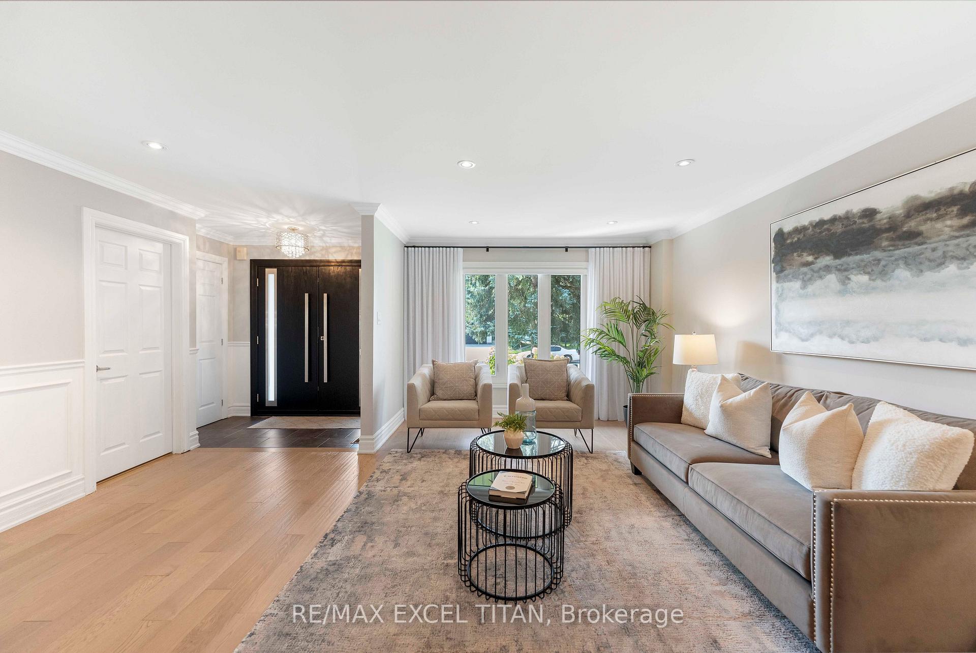 Photo 14 of 258 Glenway Circle, Newmarket, Glenway Estates — HOMEH