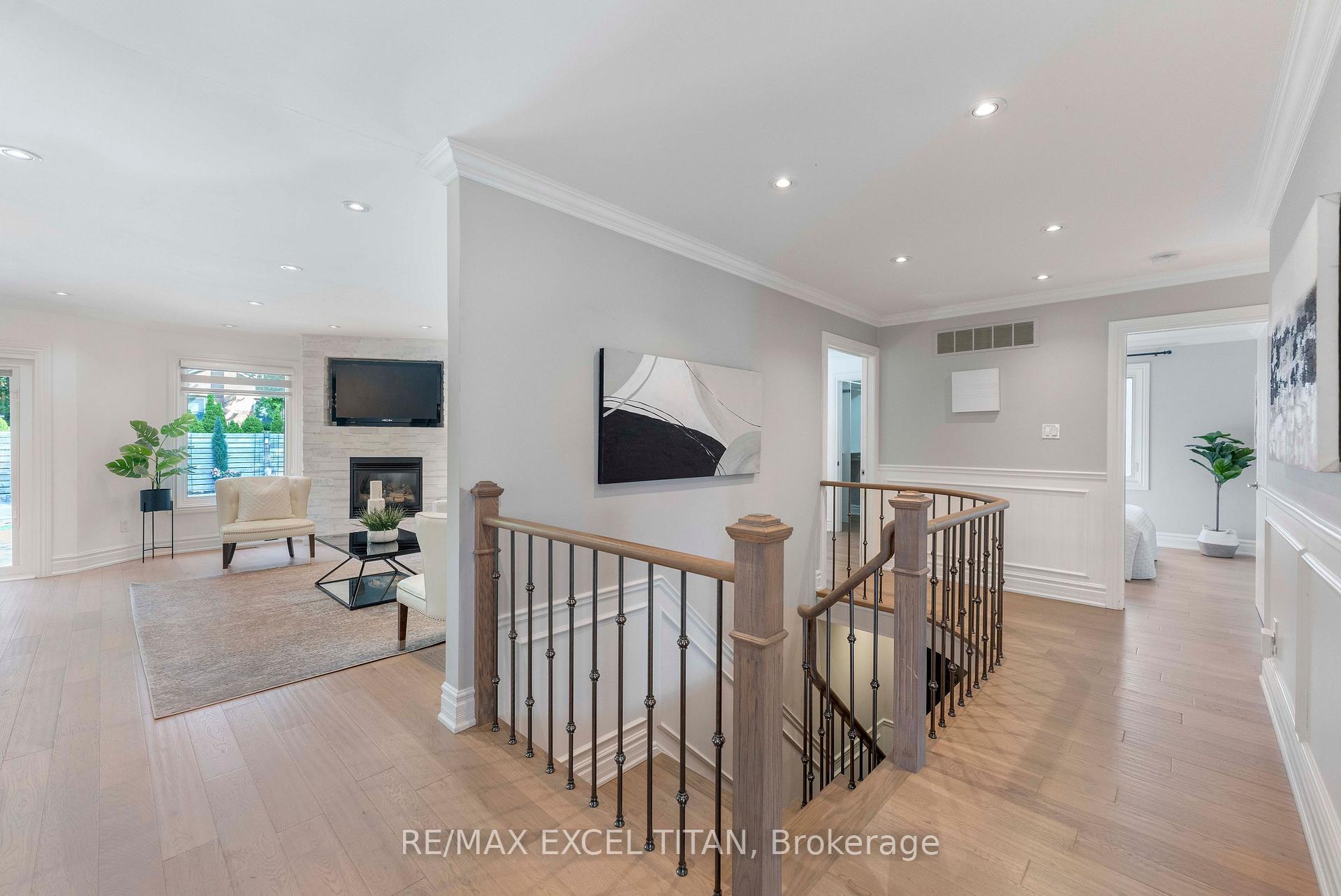 Photo 36 of 258 Glenway Circle, Newmarket, Glenway Estates — HOMEH
