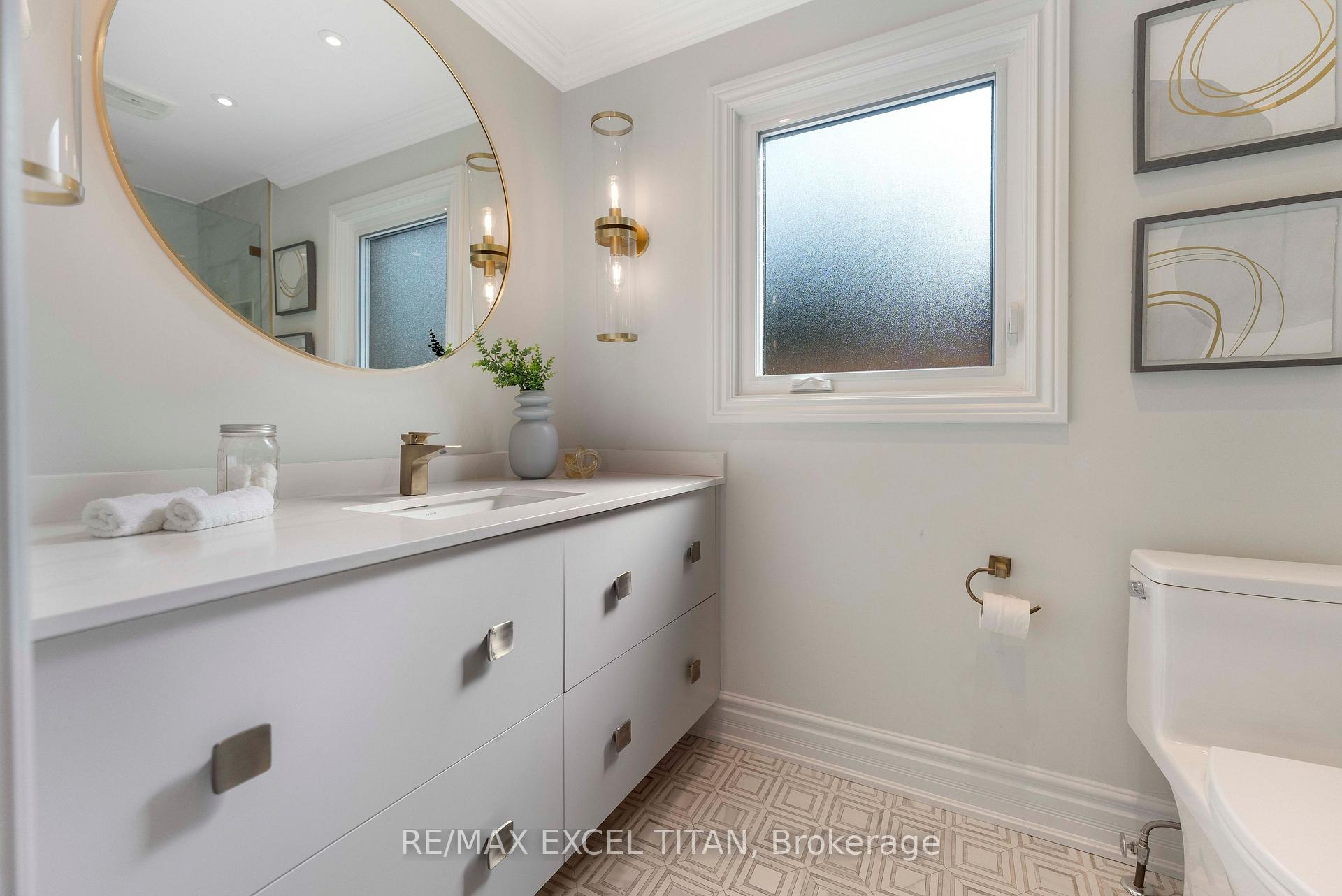 Photo 50 of 258 Glenway Circle, Newmarket, Glenway Estates — HOMEH