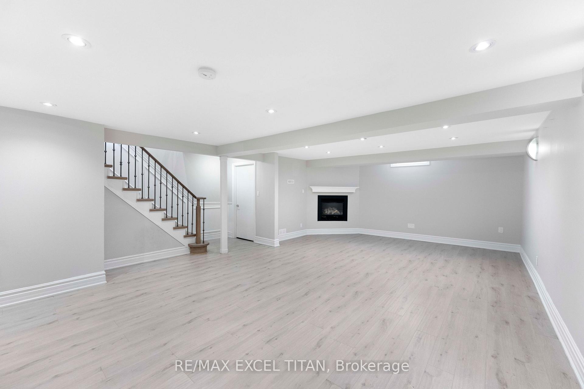 Photo 68 of 258 Glenway Circle, Newmarket, Glenway Estates — HOMEH