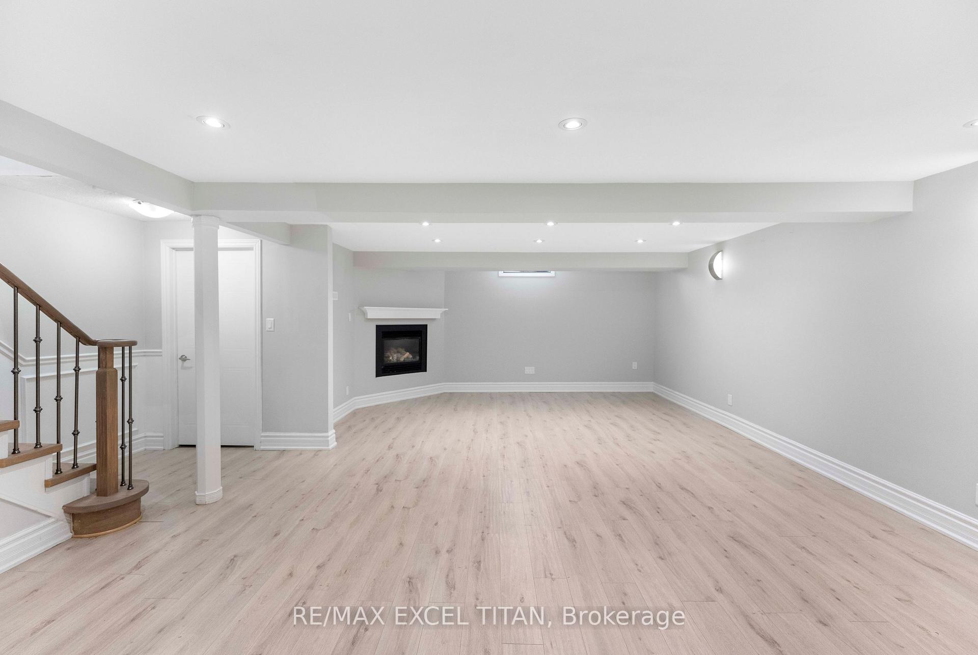 Photo 74 of 258 Glenway Circle, Newmarket, Glenway Estates — HOMEH