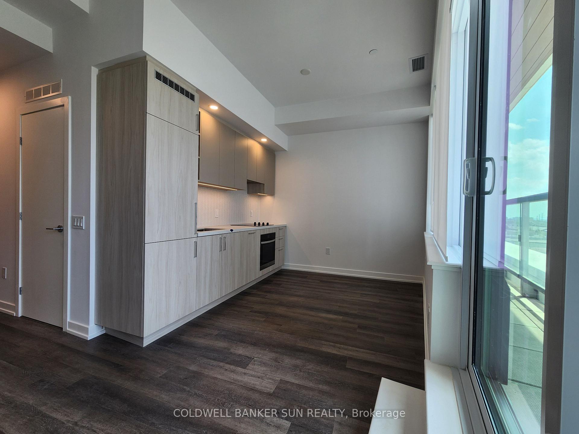 Photo 4 of Unit 612A, 2851 Highway 7 Road, Vaughan, Vaughan Corporate Centre — HOMEH