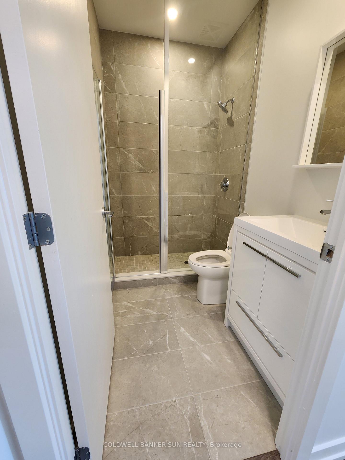 Photo 11 of Unit 612A, 2851 Highway 7 Road, Vaughan, Vaughan Corporate Centre — HOMEH