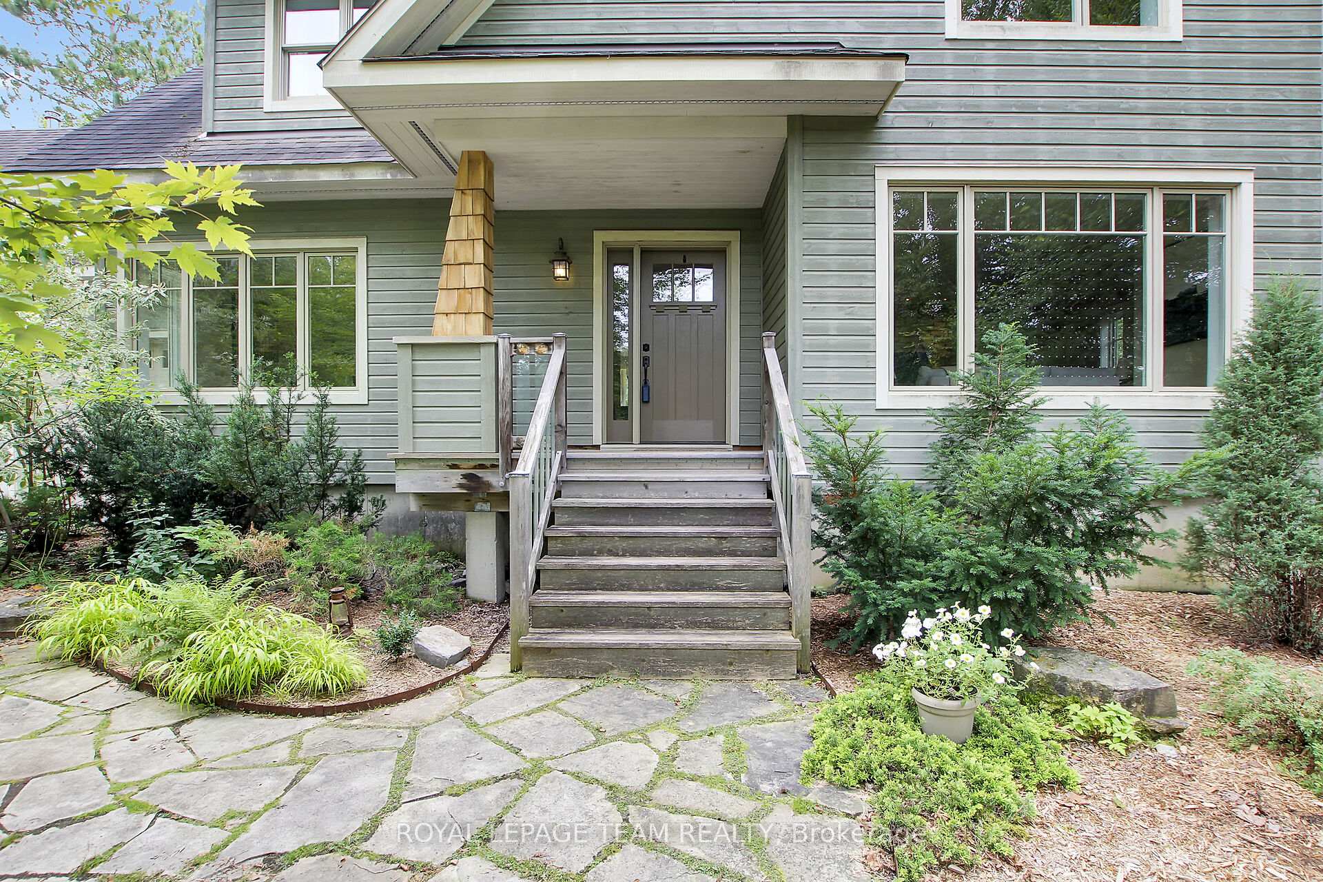Photo 7 of 1724 Century Road E, Ottawa, Manotick South to Roger Stevens — HOMEH