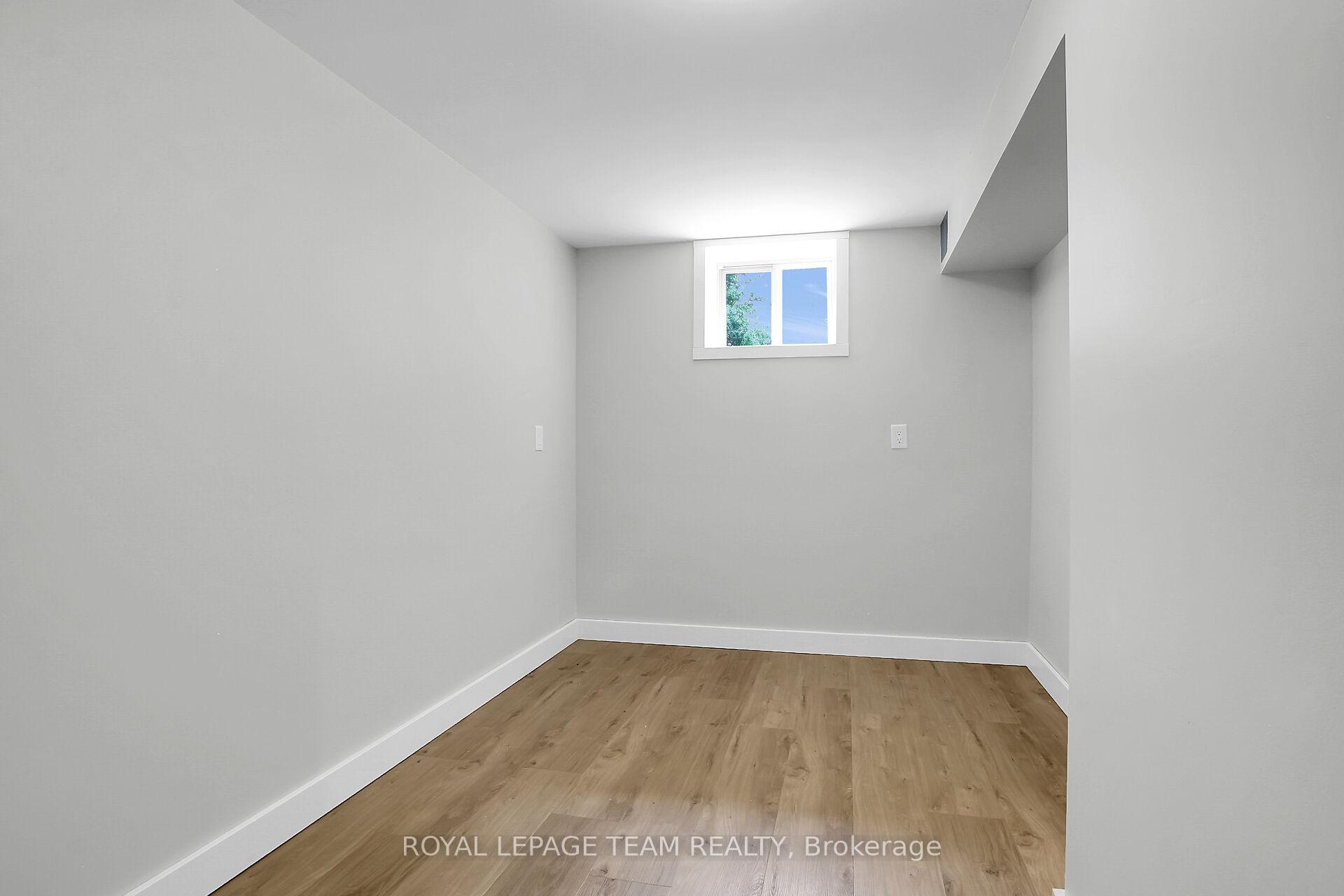 Photo 63 of 1724 Century Road E, Ottawa, Manotick South to Roger Stevens — HOMEH