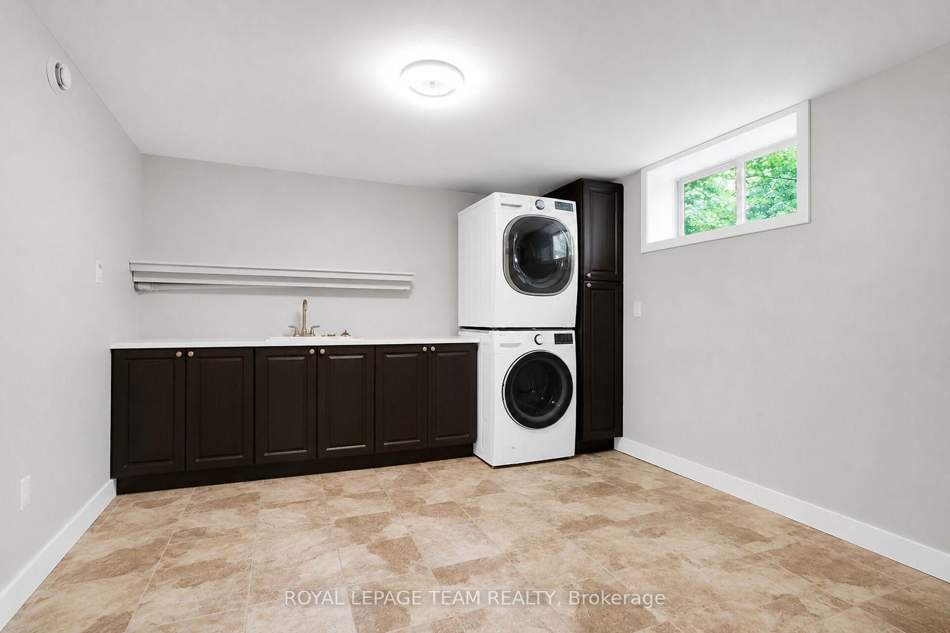 Photo 62 of 1724 Century Road E, Ottawa, Manotick South to Roger Stevens — HOMEH
