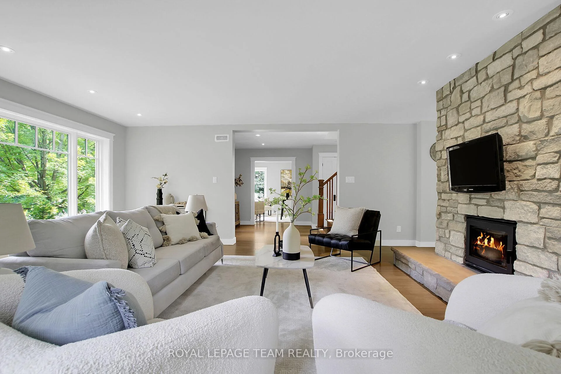 Photo 18 of 1724 Century Road E, Ottawa, Manotick South to Roger Stevens — HOMEH
