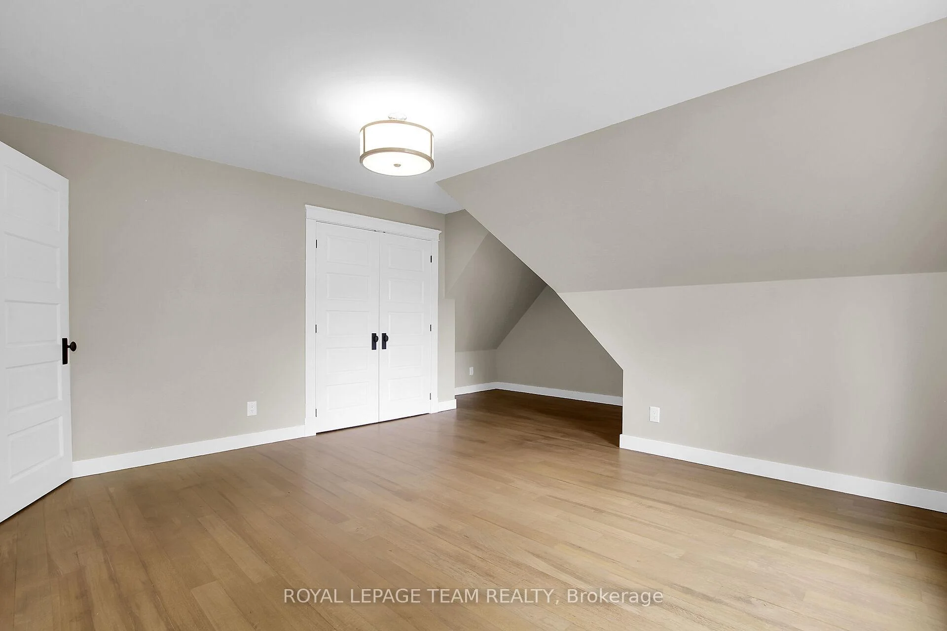Photo 55 of 1724 Century Road E, Ottawa, Manotick South to Roger Stevens — HOMEH