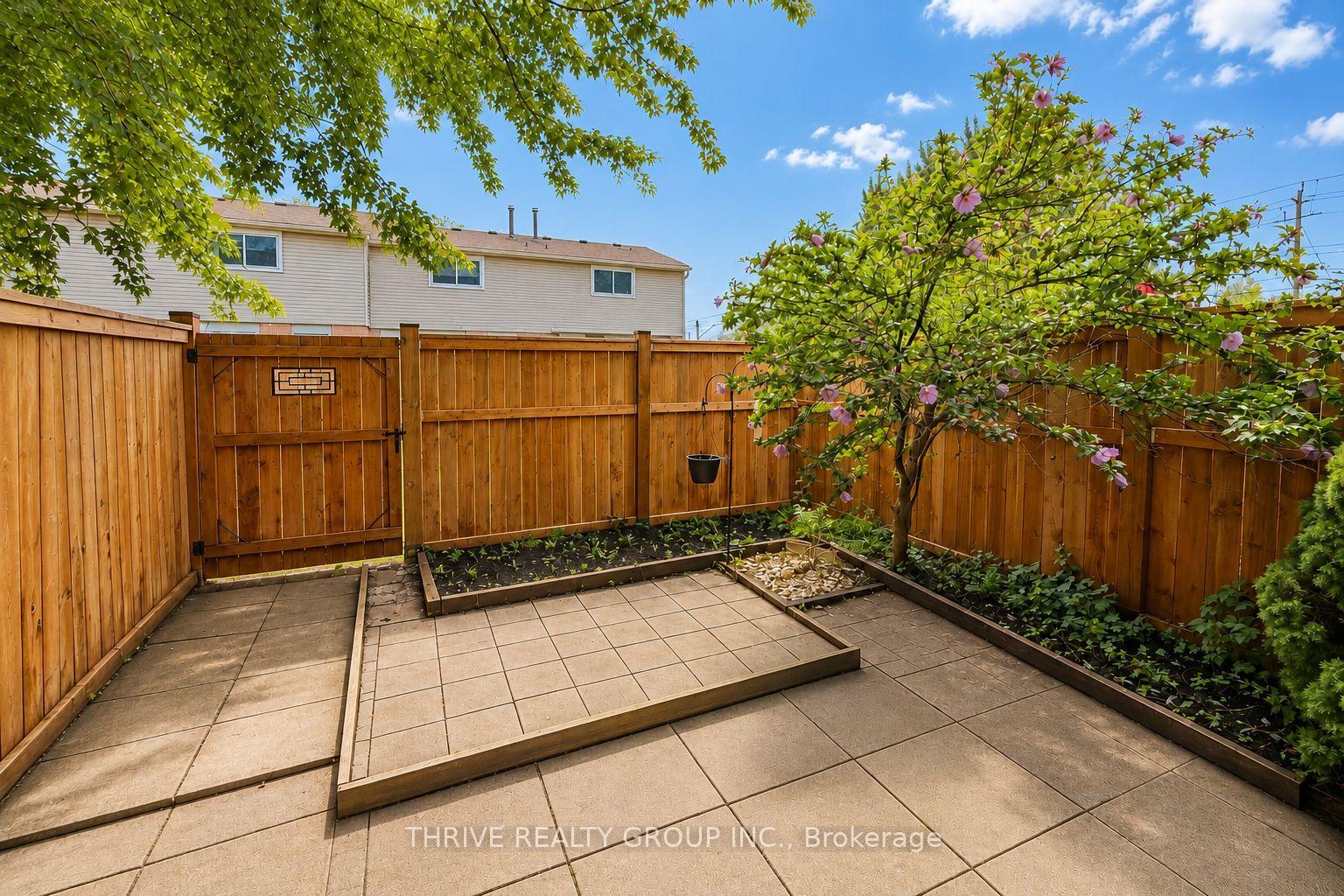 Photo 4 of Unit 60, 40 Tiffany Drive, London, East I — HOMEH