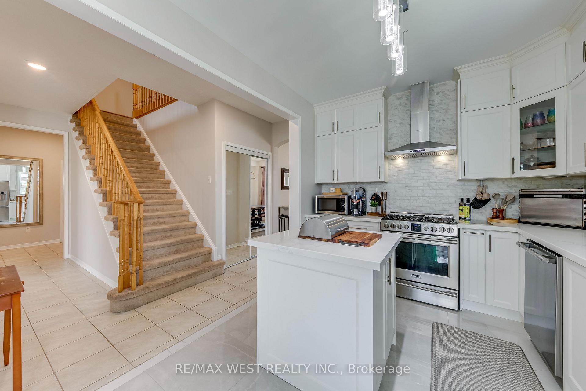 Photo 12 of 1 Avedisian Street, Brantford, Empire South — HOMEH