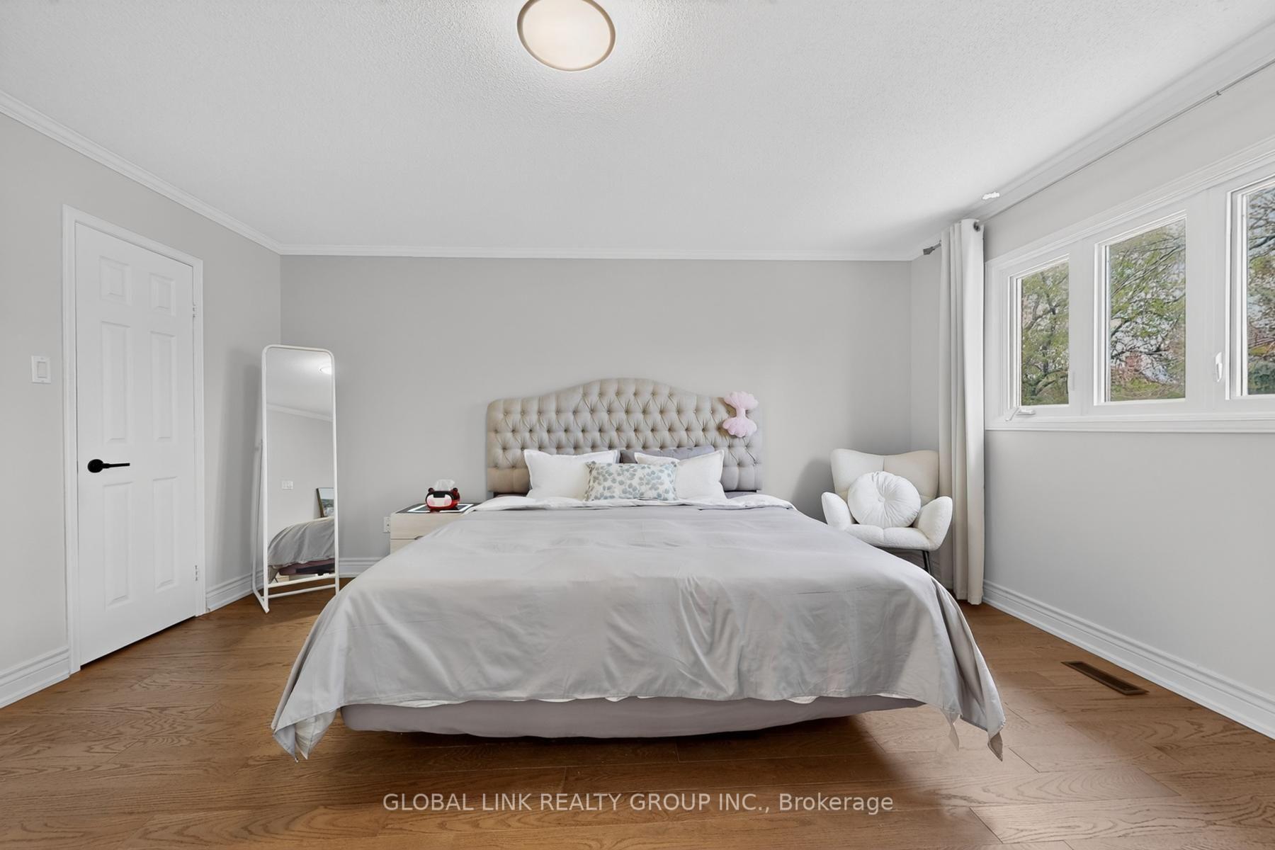 Photo 15 of Upper 2141 Galena Crescent, Oakville, Wedgewood Creek — HOMEH