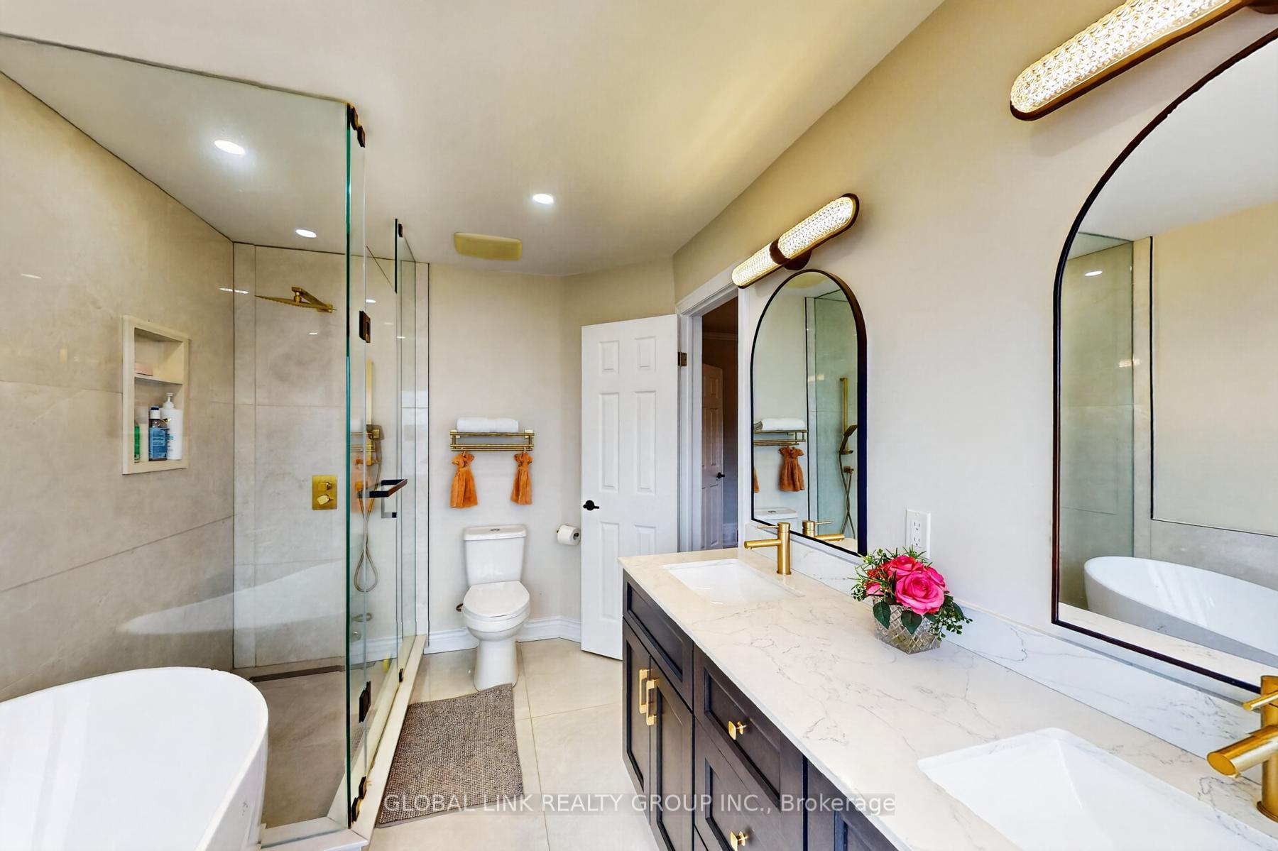 Photo 16 of Upper 2141 Galena Crescent, Oakville, Wedgewood Creek — HOMEH