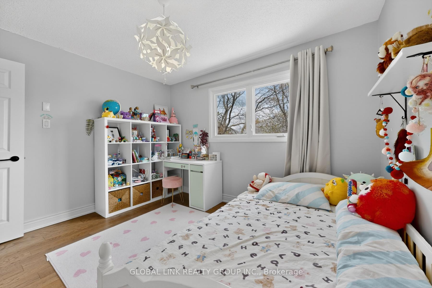 Photo 20 of Upper 2141 Galena Crescent, Oakville, Wedgewood Creek — HOMEH
