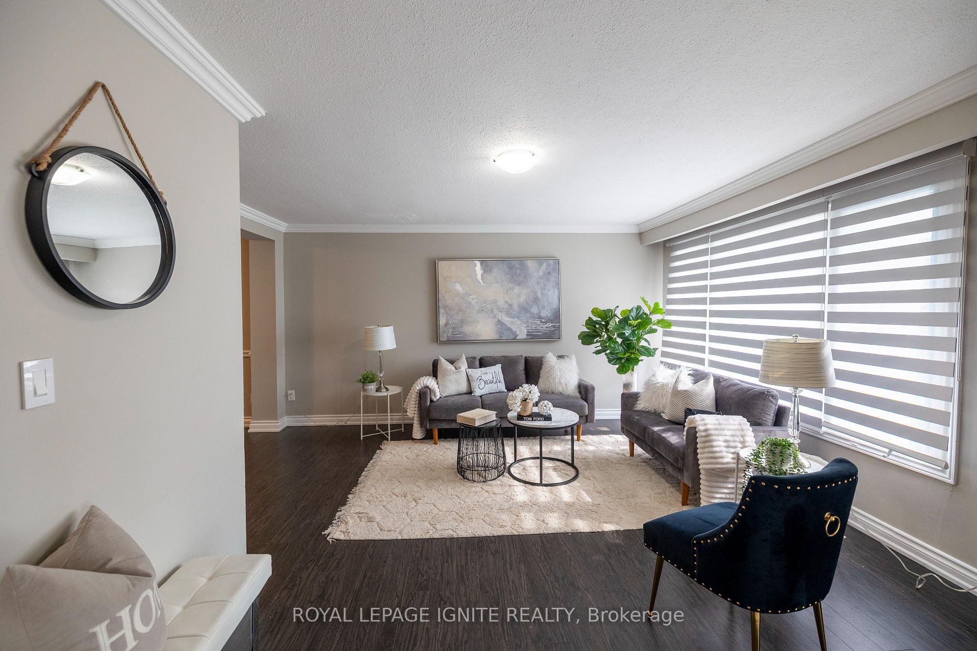 Photo 2 of 803 Fairview Avenue, Pickering, Bay Ridges — HOMEH