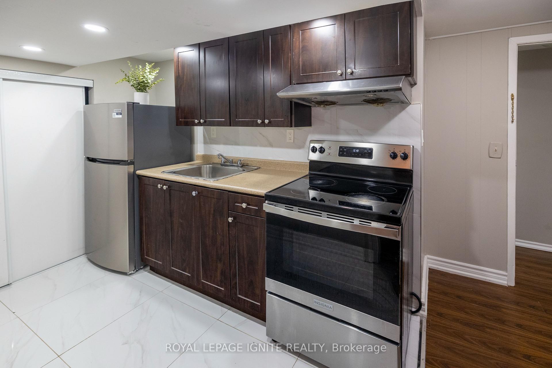 Photo 18 of 803 Fairview Avenue, Pickering, Bay Ridges — HOMEH