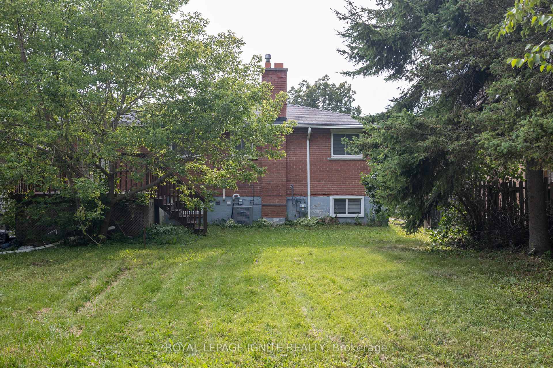 Photo 27 of 803 Fairview Avenue, Pickering, Bay Ridges — HOMEH