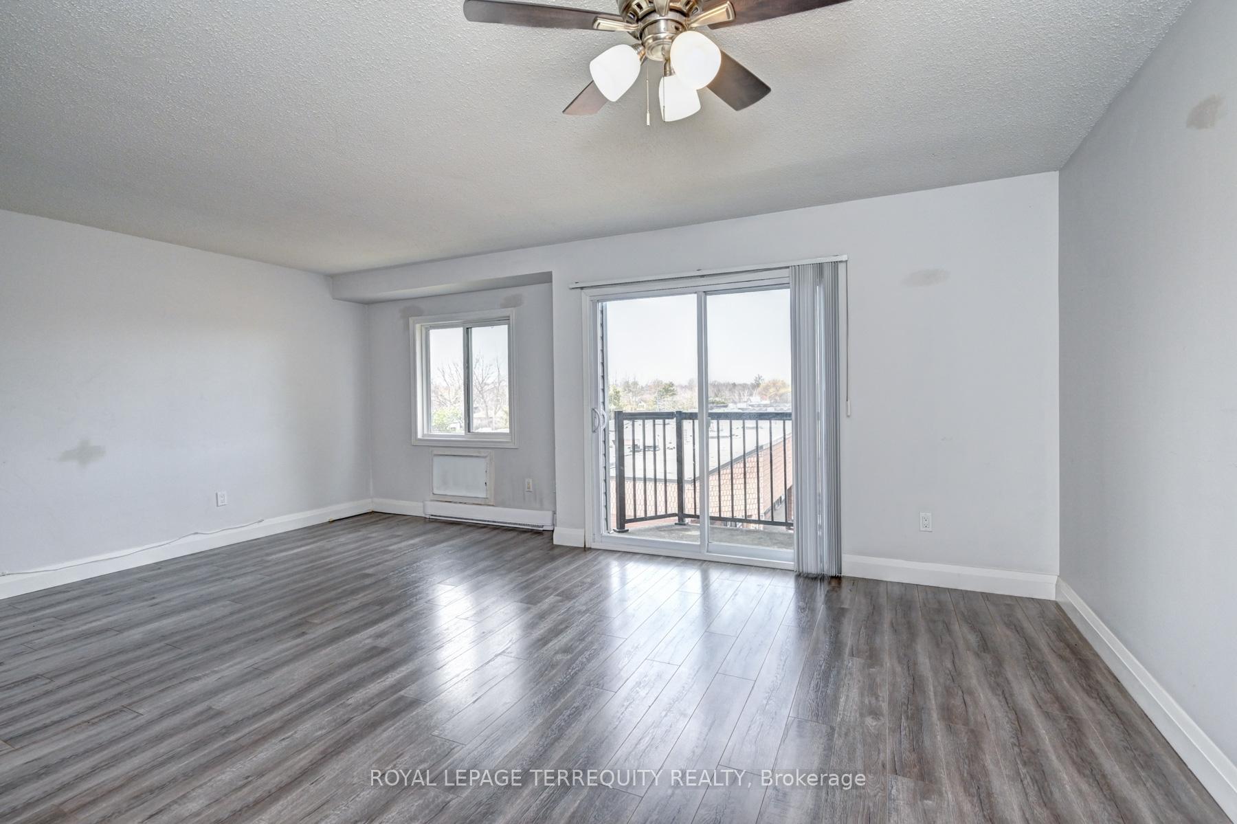 Photo 9 of Unit 307, 276 Eiwo Court, Waterloo, Lexington — HOMEH