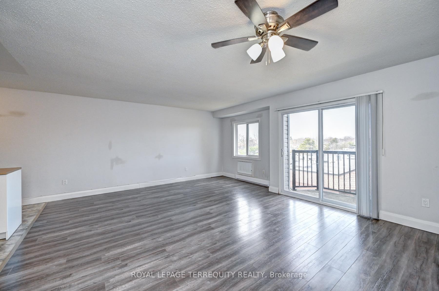 Photo 15 of Unit 307, 276 Eiwo Court, Waterloo, Lexington — HOMEH