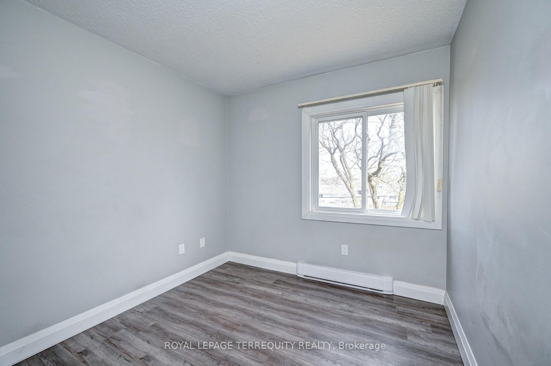 Photo 32 of Unit 307, 276 Eiwo Court, Waterloo, Lexington — HOMEH