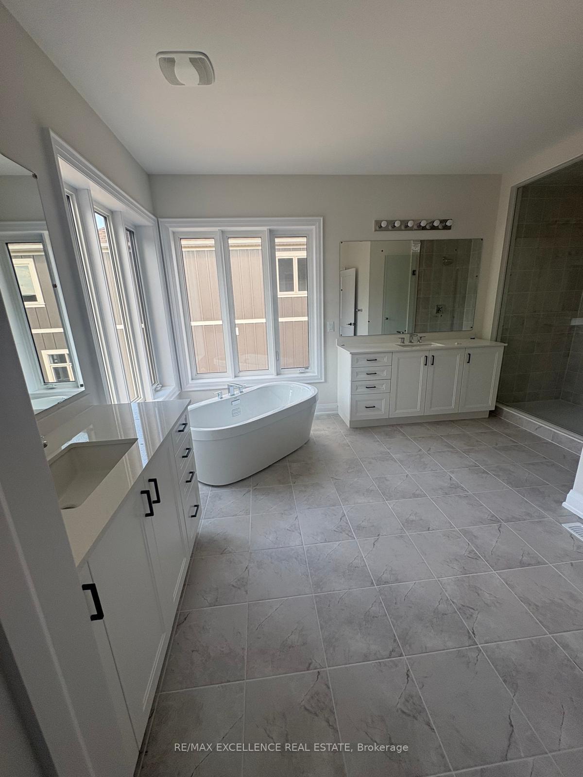 Photo 15 of 62 Pearsall Place, Oro-Medonte, Rural Oro-Medonte — HOMEH