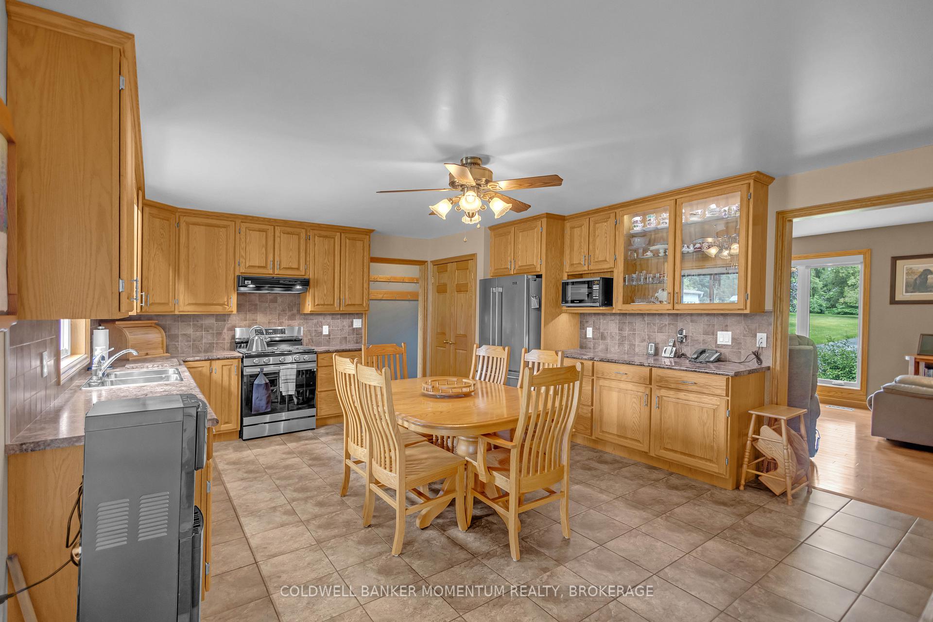 Photo 9 of 40 Murray Street E, Norfolk, Vittoria — HOMEH