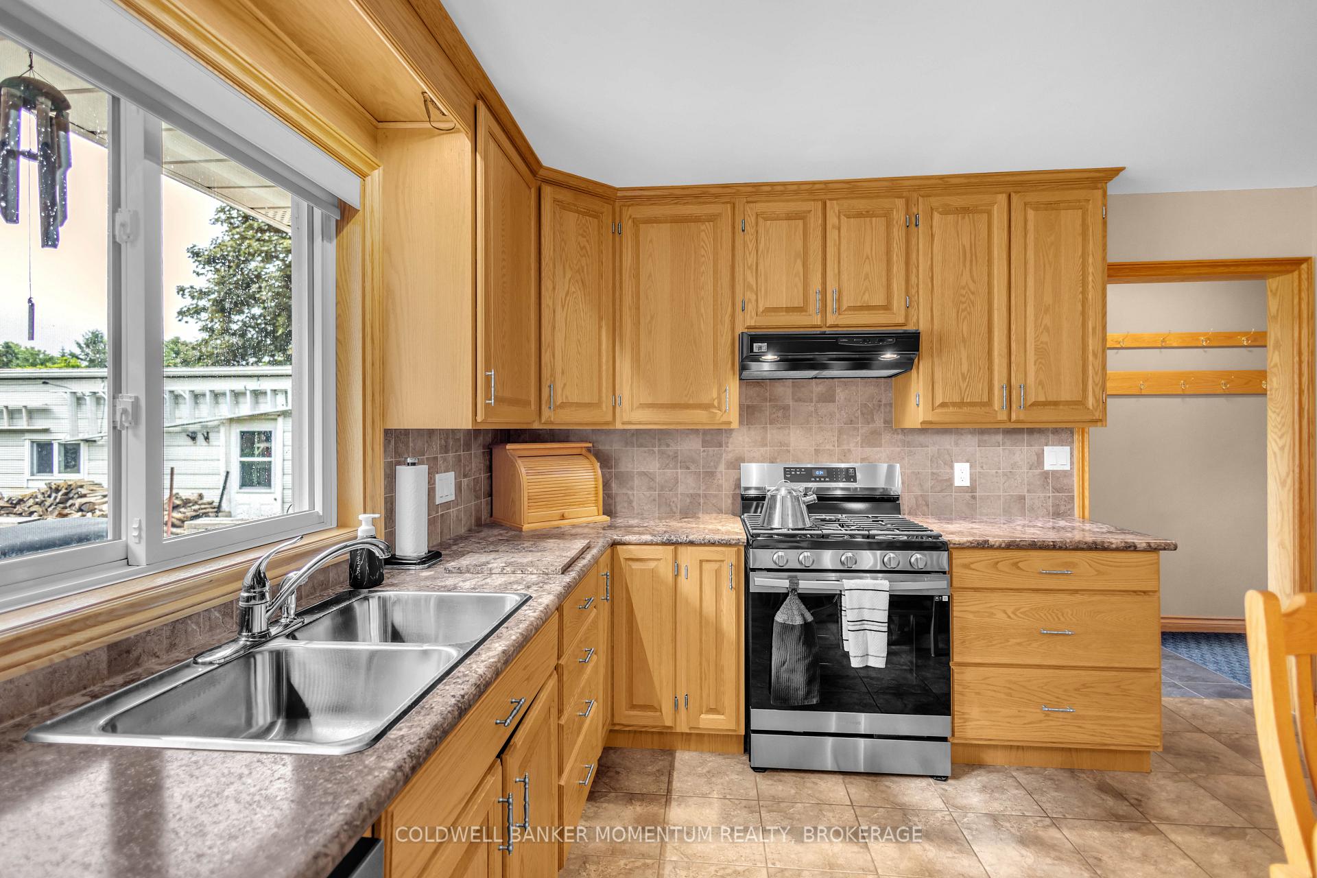 Photo 13 of 40 Murray Street E, Norfolk, Vittoria — HOMEH