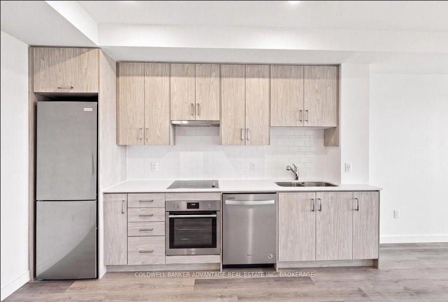 Photo 12 of Unit 815, 461 Green Road, Hamilton, Stoney Creek — HOMEH