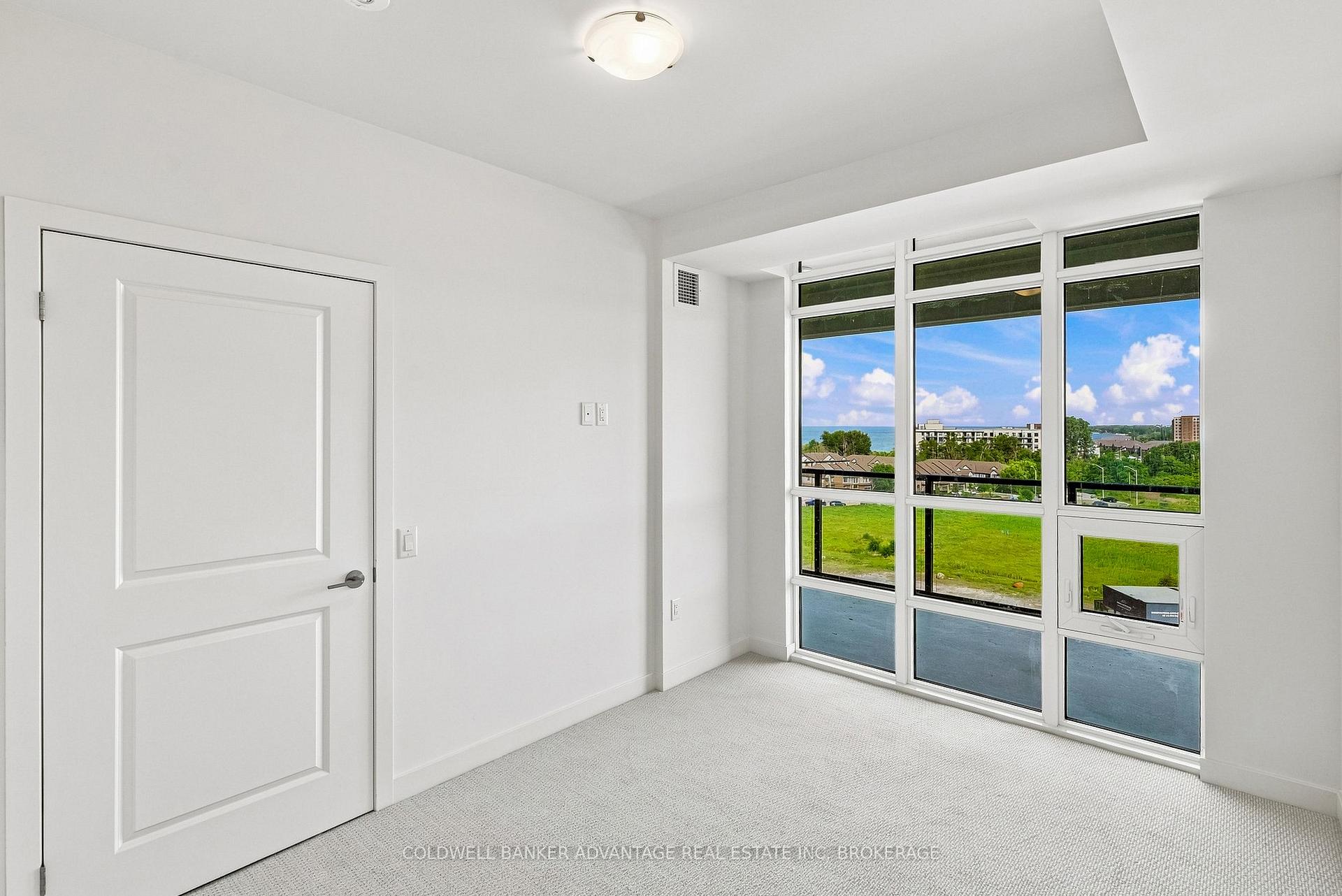 Photo 16 of Unit 815, 461 Green Road, Hamilton, Stoney Creek — HOMEH