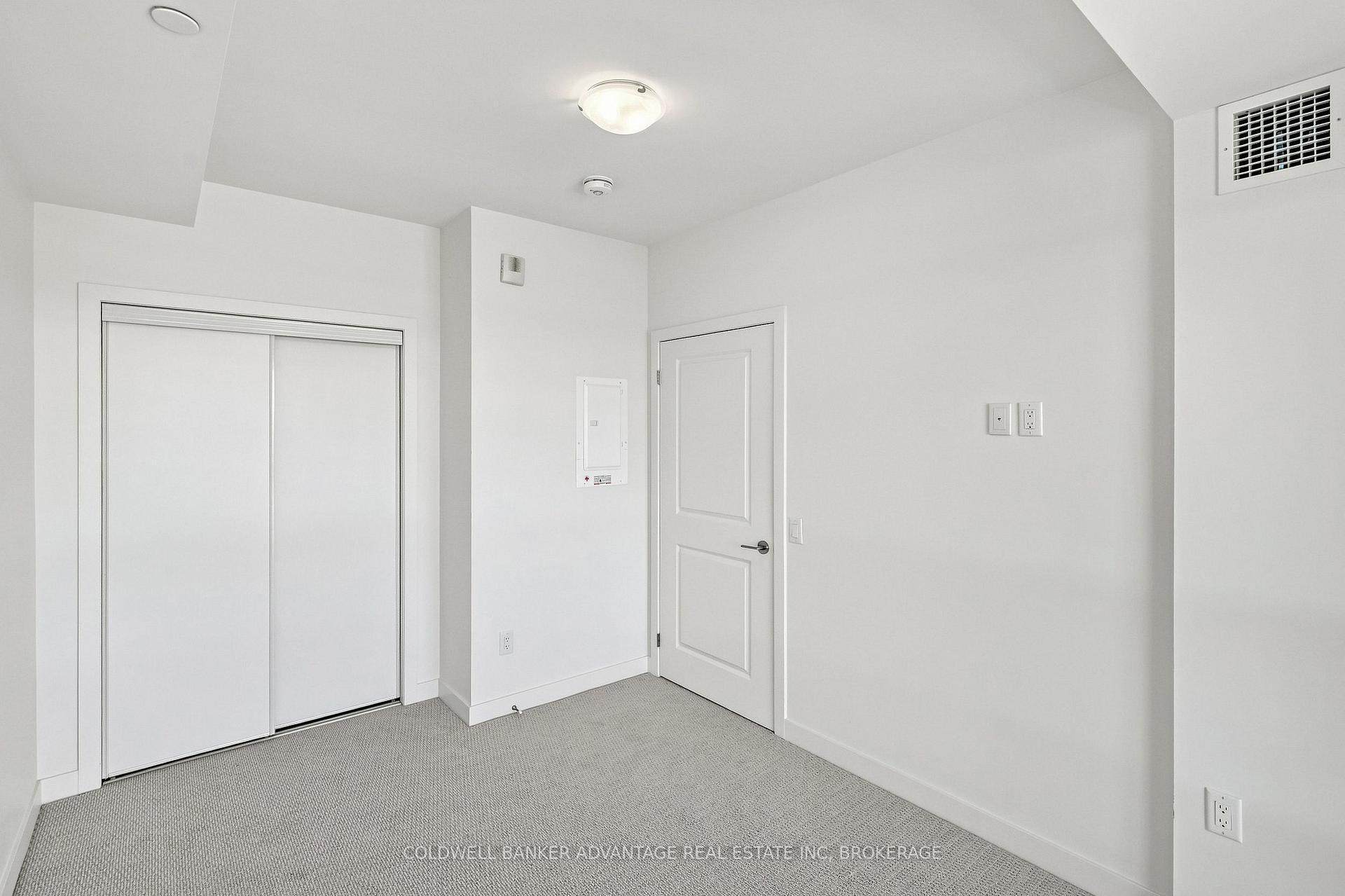 Photo 17 of Unit 815, 461 Green Road, Hamilton, Stoney Creek — HOMEH