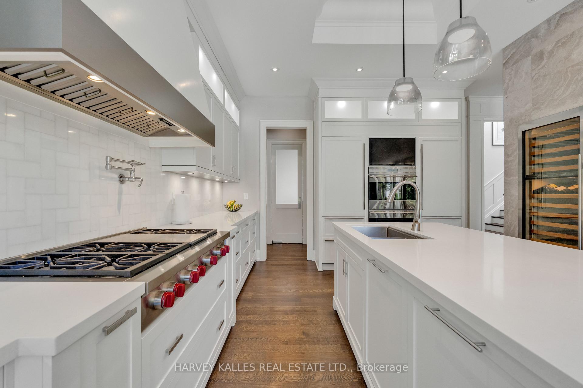 Photo 16 of 516 Douglas Avenue, Toronto, Bedford Park-Nortown — HOMEH
