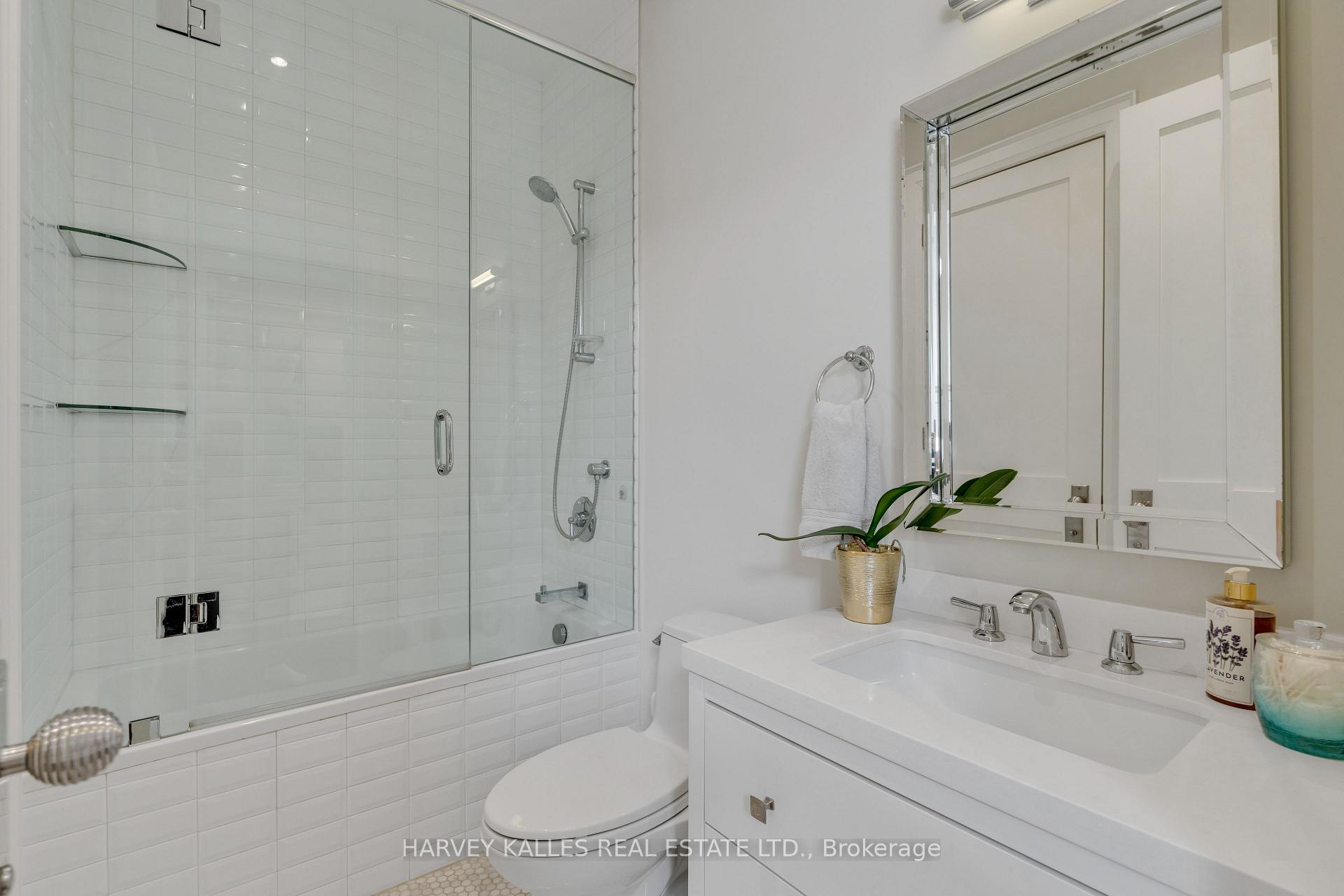 Photo 28 of 516 Douglas Avenue, Toronto, Bedford Park-Nortown — HOMEH
