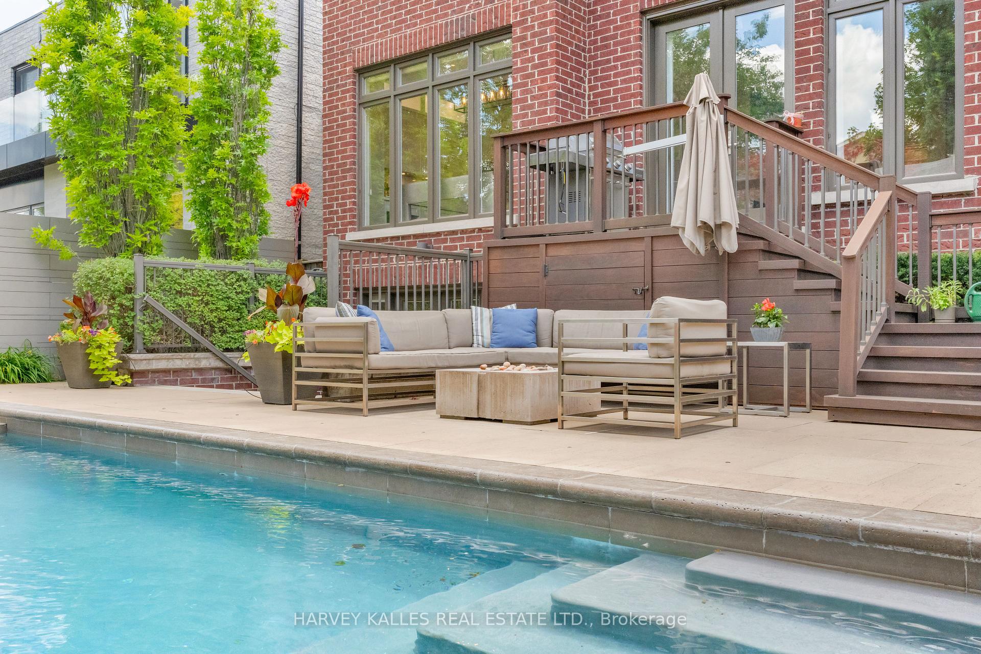 Photo 45 of 516 Douglas Avenue, Toronto, Bedford Park-Nortown — HOMEH