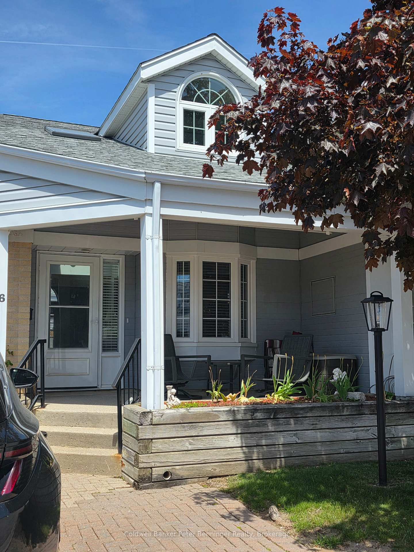 Photo of Unit 16, 874 Arlington Street