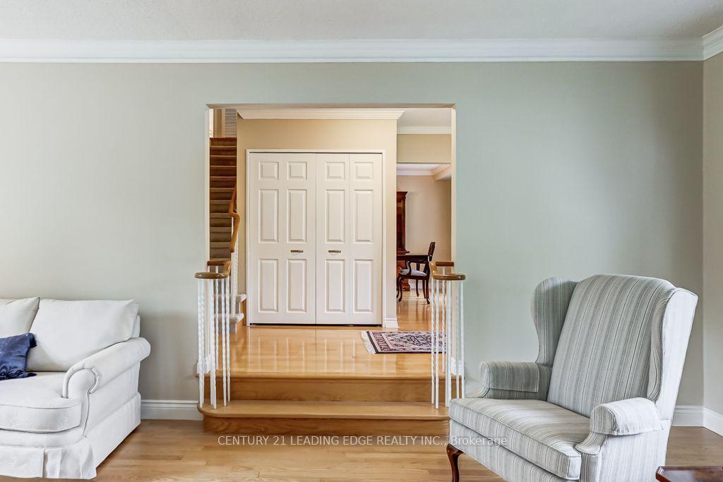 Photo 9 of 55 Drakefield Road, Markham, Bullock — HOMEH