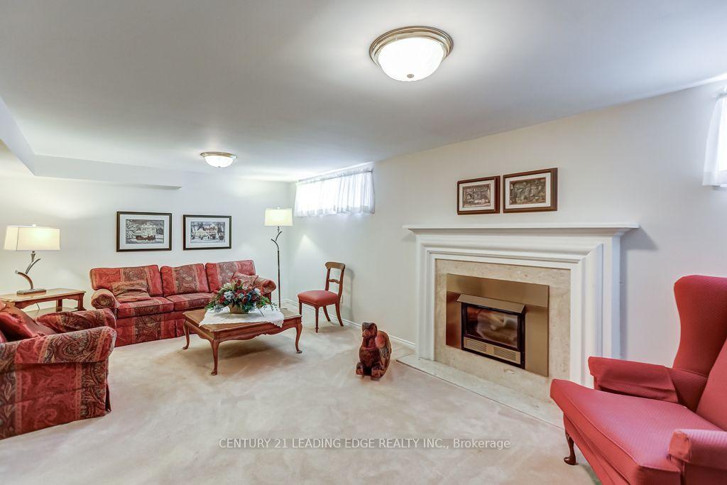 Photo 28 of 55 Drakefield Road, Markham, Bullock — HOMEH