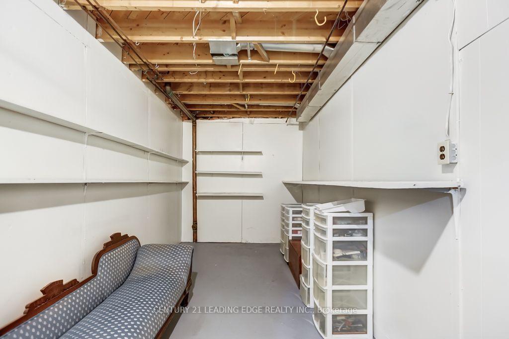 Photo 32 of 55 Drakefield Road, Markham, Bullock — HOMEH