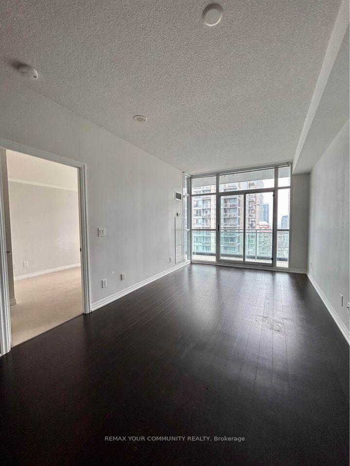 Photo 5 of Unit 2511, 223 Webb Drive, Mississauga, City Centre — HOMEH