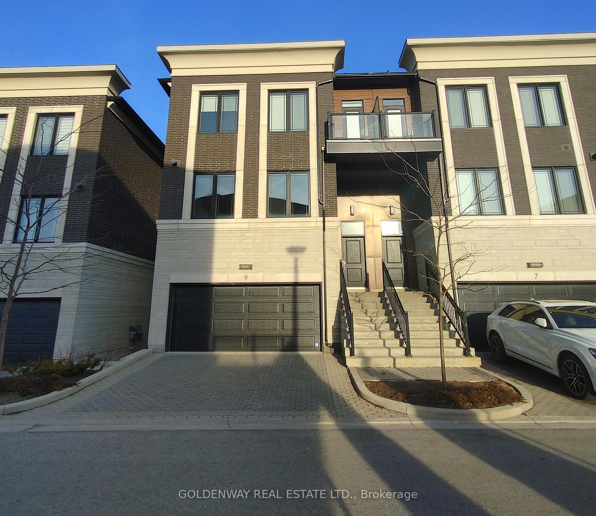 Photo 2 of 9 Caseley Way, Markham, Unionville — HOMEH