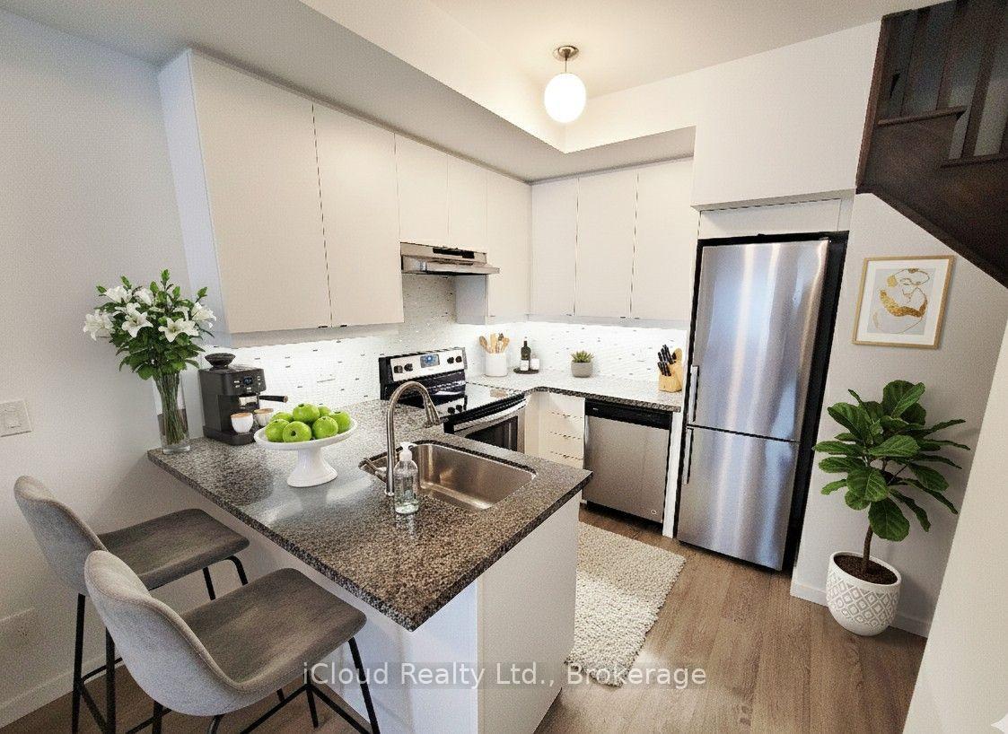 Photo 11 of Unit 55, 300 Alex Gardner Circle, Aurora, Aurora Heights — HOMEH
