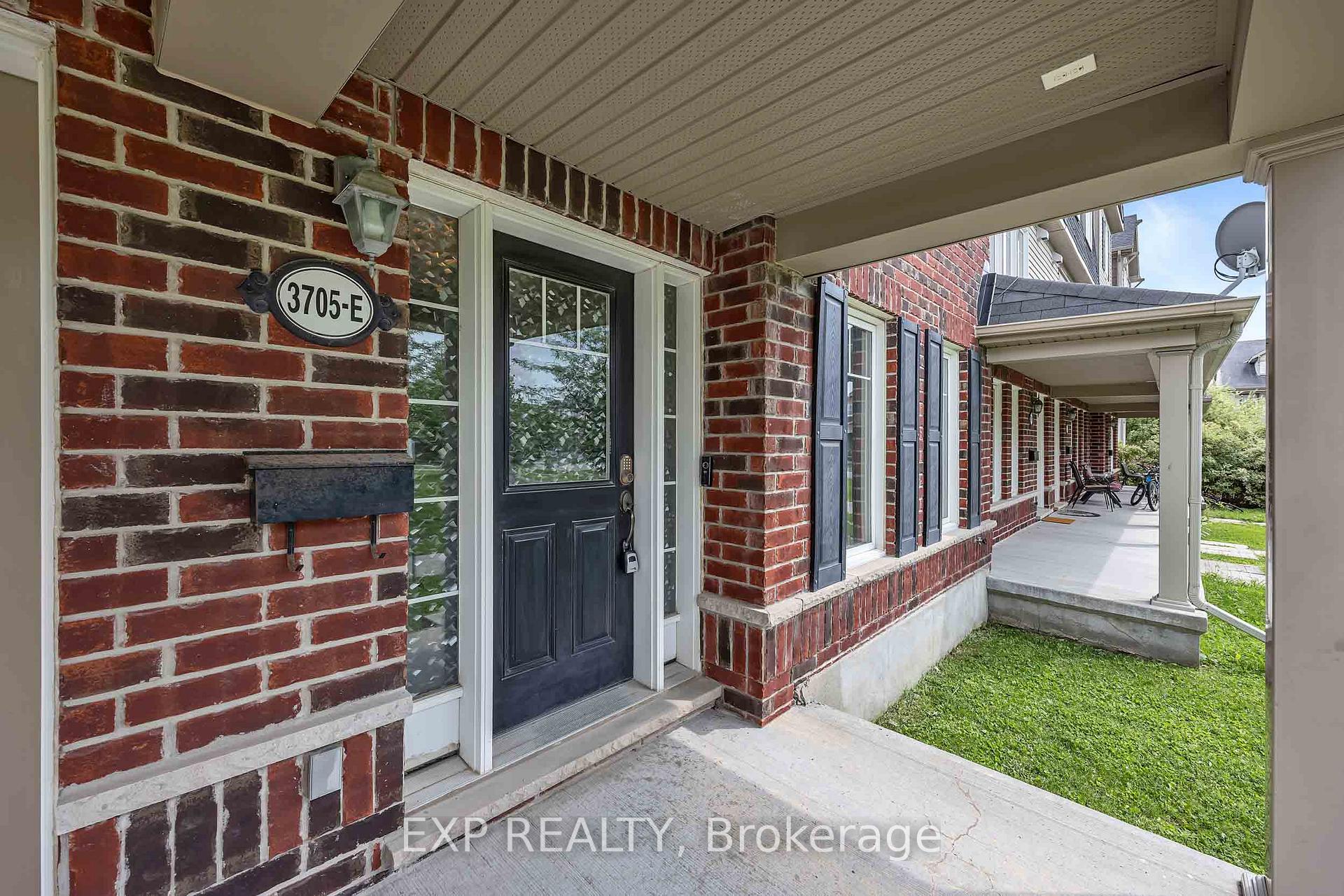 Photo 2 of Unit E, 3705 Riverbreeze Street E, Ottawa, Barrhaven - Half Moon Bay — HOMEH