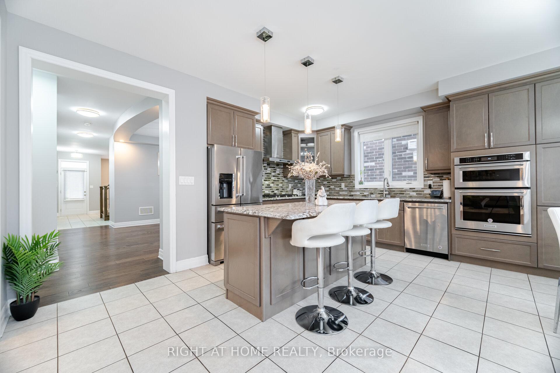 Photo 11 of 1190 McEachern Court, Milton, Ford — HOMEH