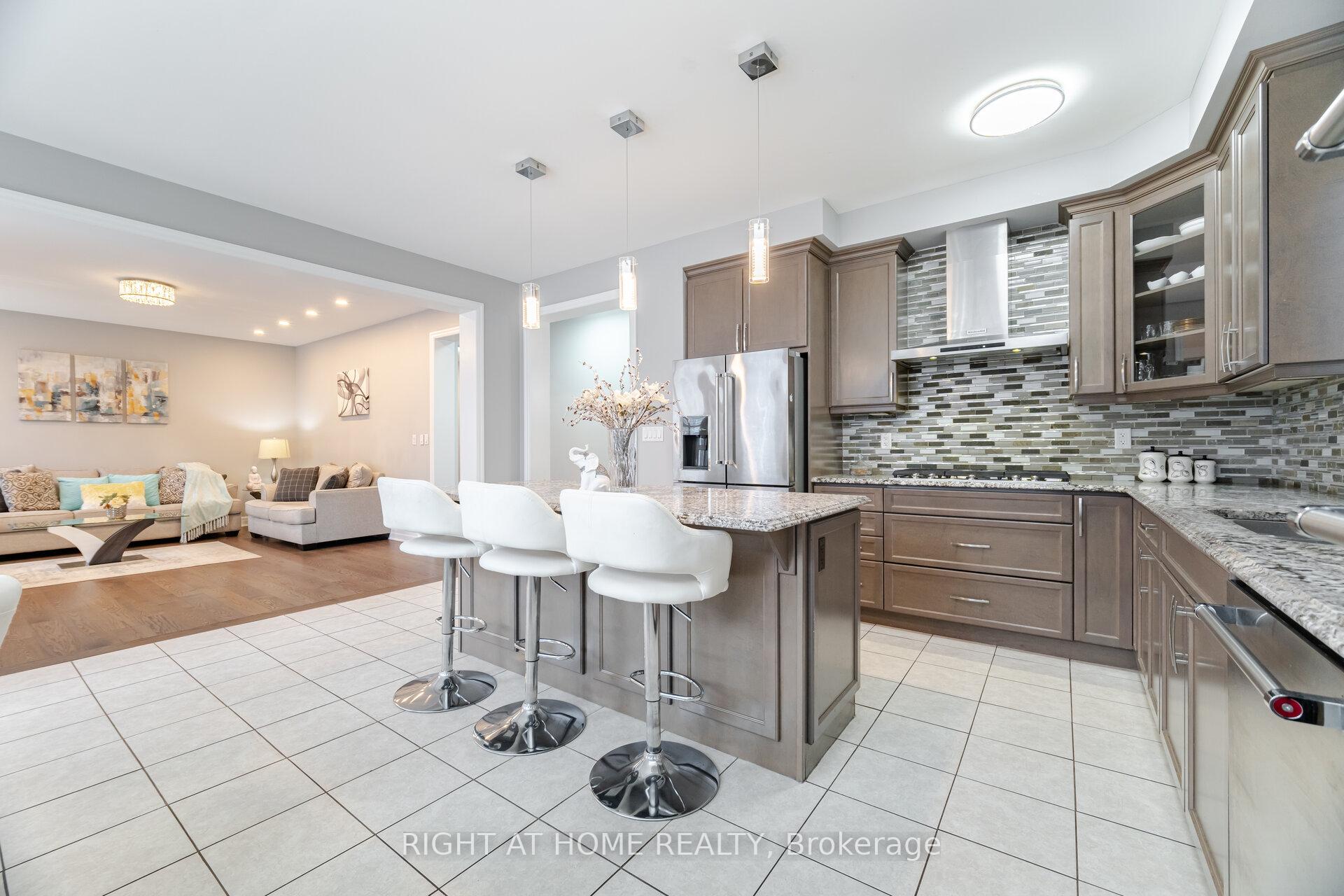 Photo 12 of 1190 McEachern Court, Milton, Ford — HOMEH