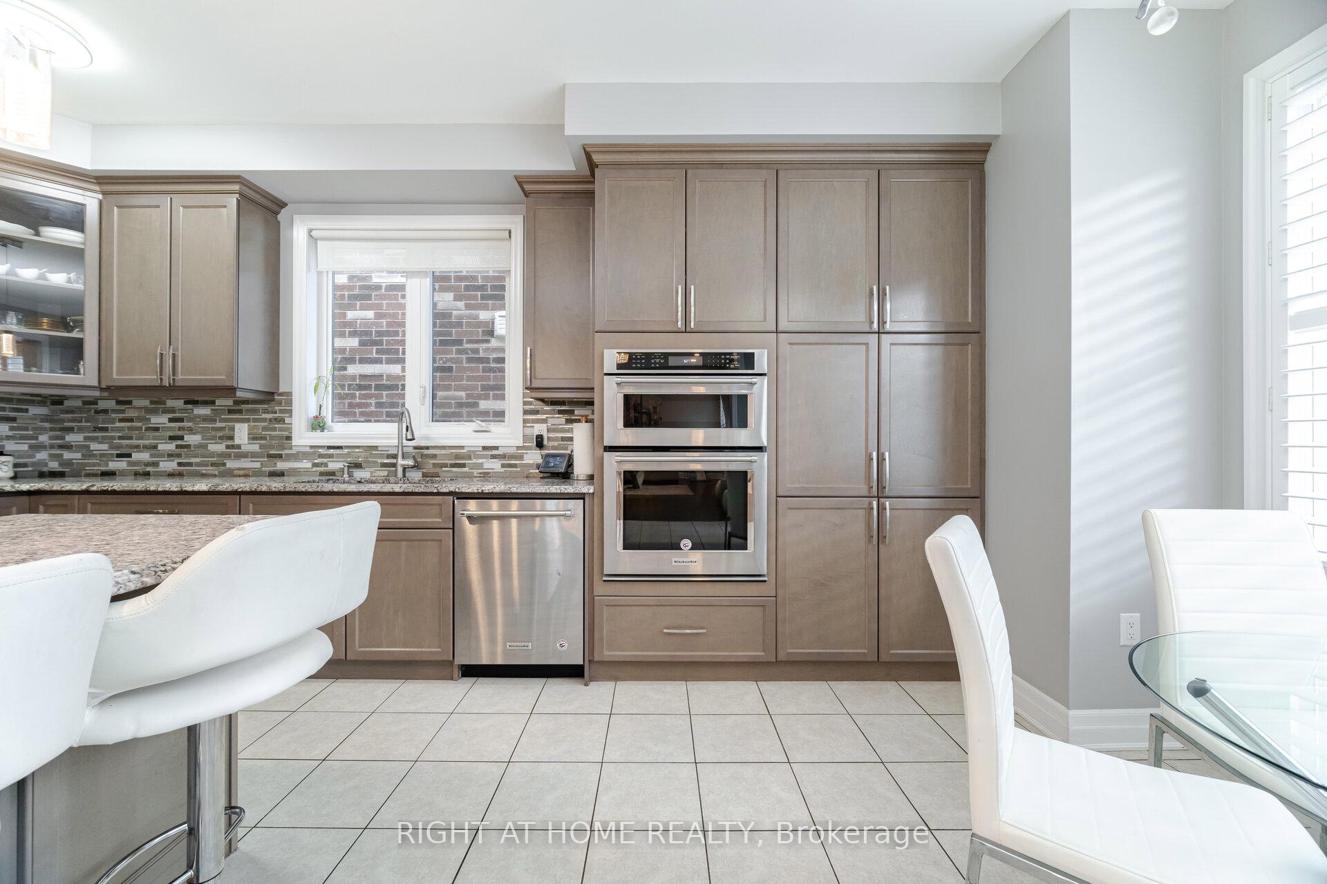 Photo 16 of 1190 McEachern Court, Milton, Ford — HOMEH