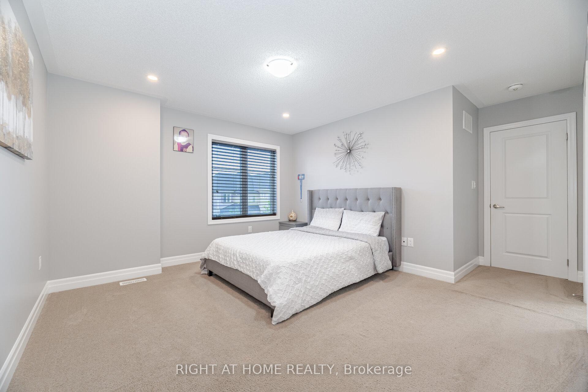 Photo 34 of 1190 McEachern Court, Milton, Ford — HOMEH