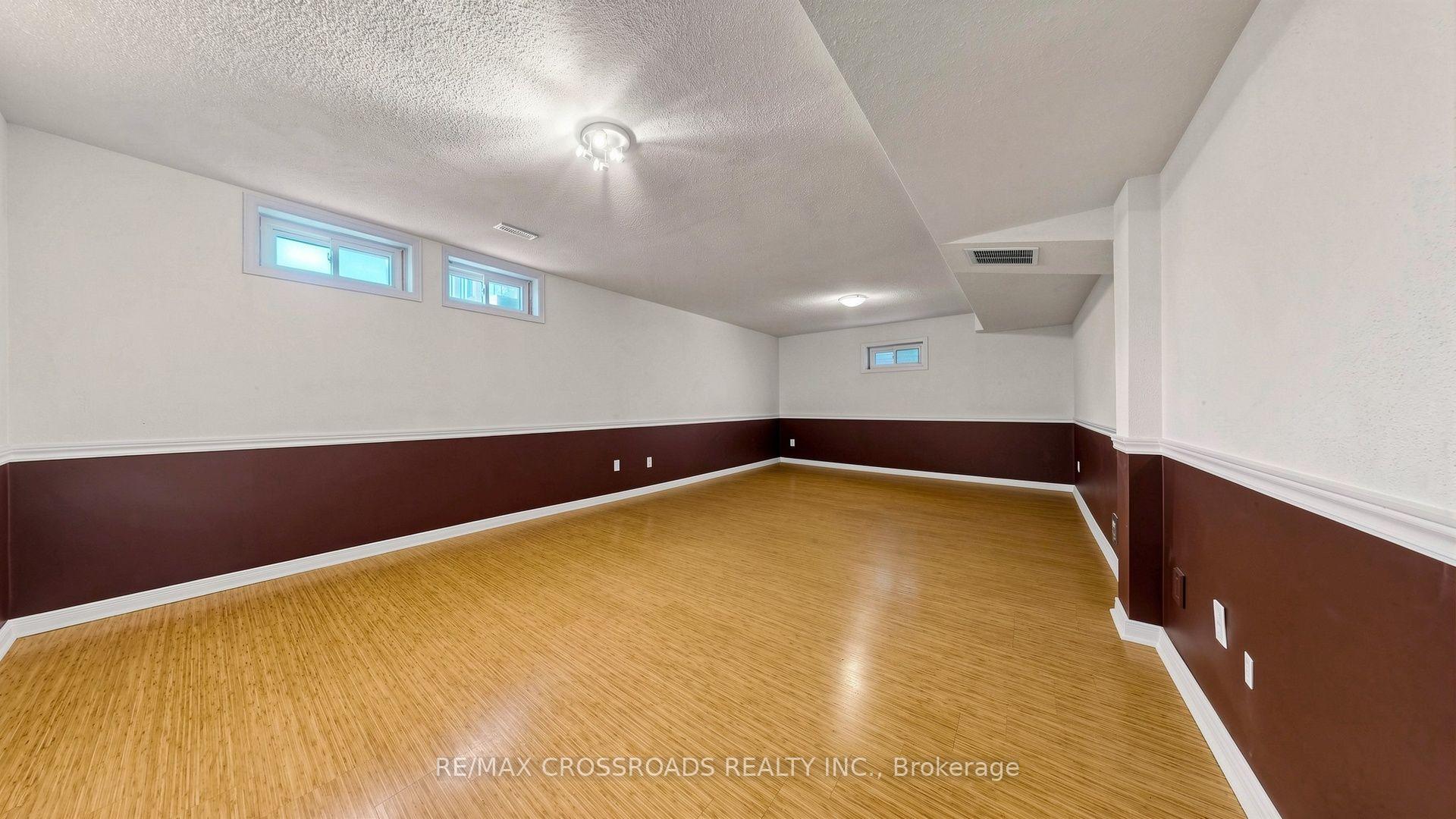 Photo 32 of 1 Redwood Lane, Markham, Unionville — HOMEH