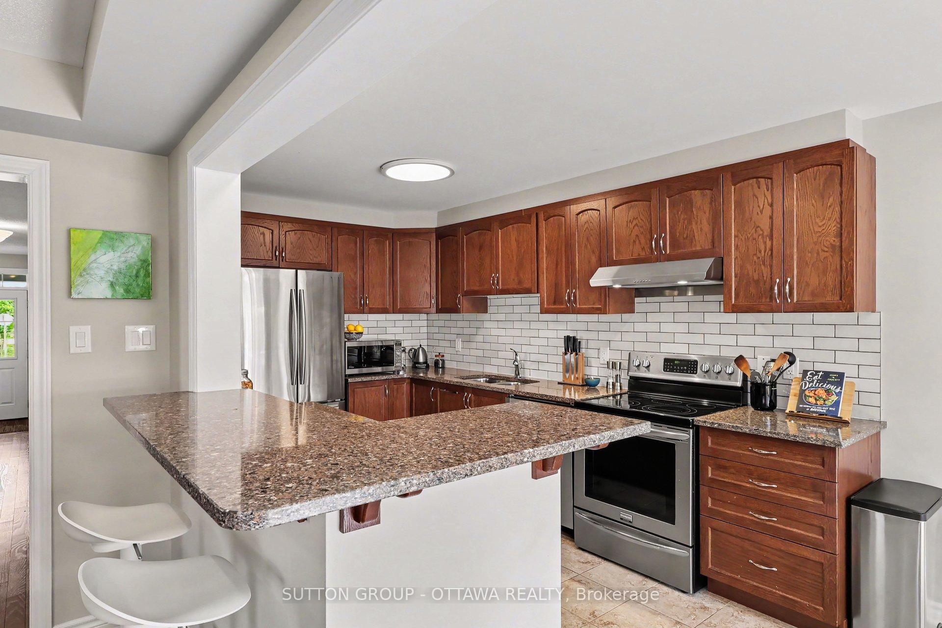 Photo 13 of 63 Astervale Street, Ottawa, Avalon West — HOMEH
