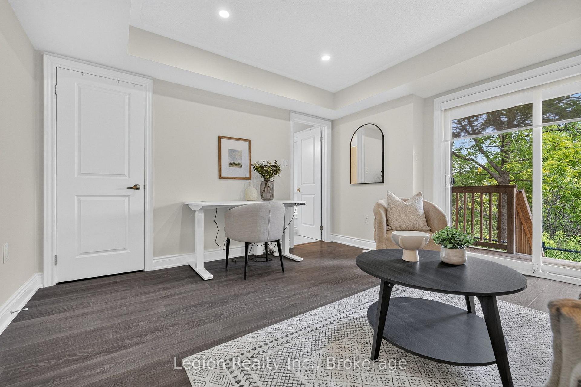 Photo 7 of 41 Woodstream Drive, Etobicoke, West Humber-Clairville — HOMEH
