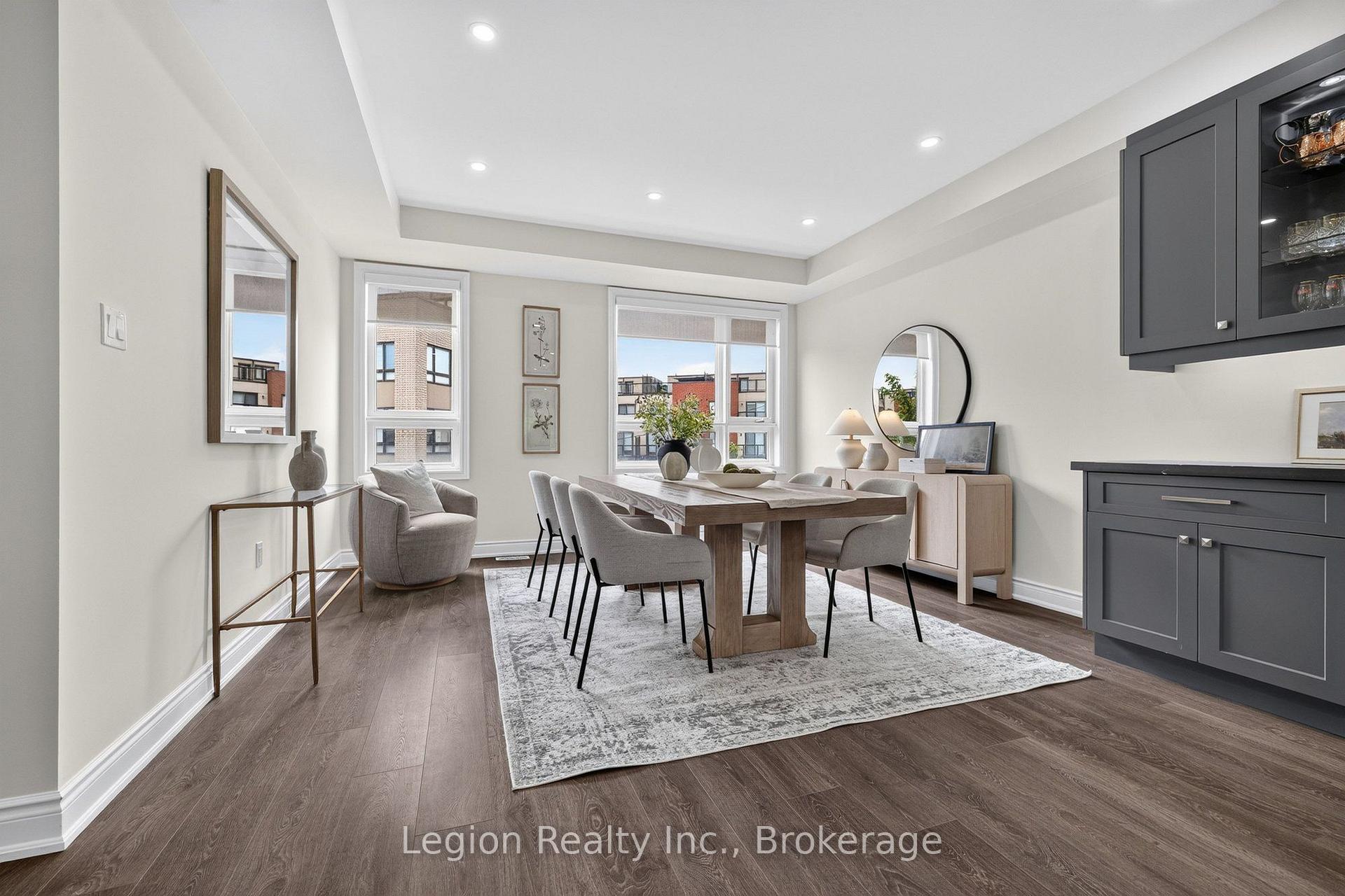 Photo 30 of 41 Woodstream Drive, Etobicoke, West Humber-Clairville — HOMEH