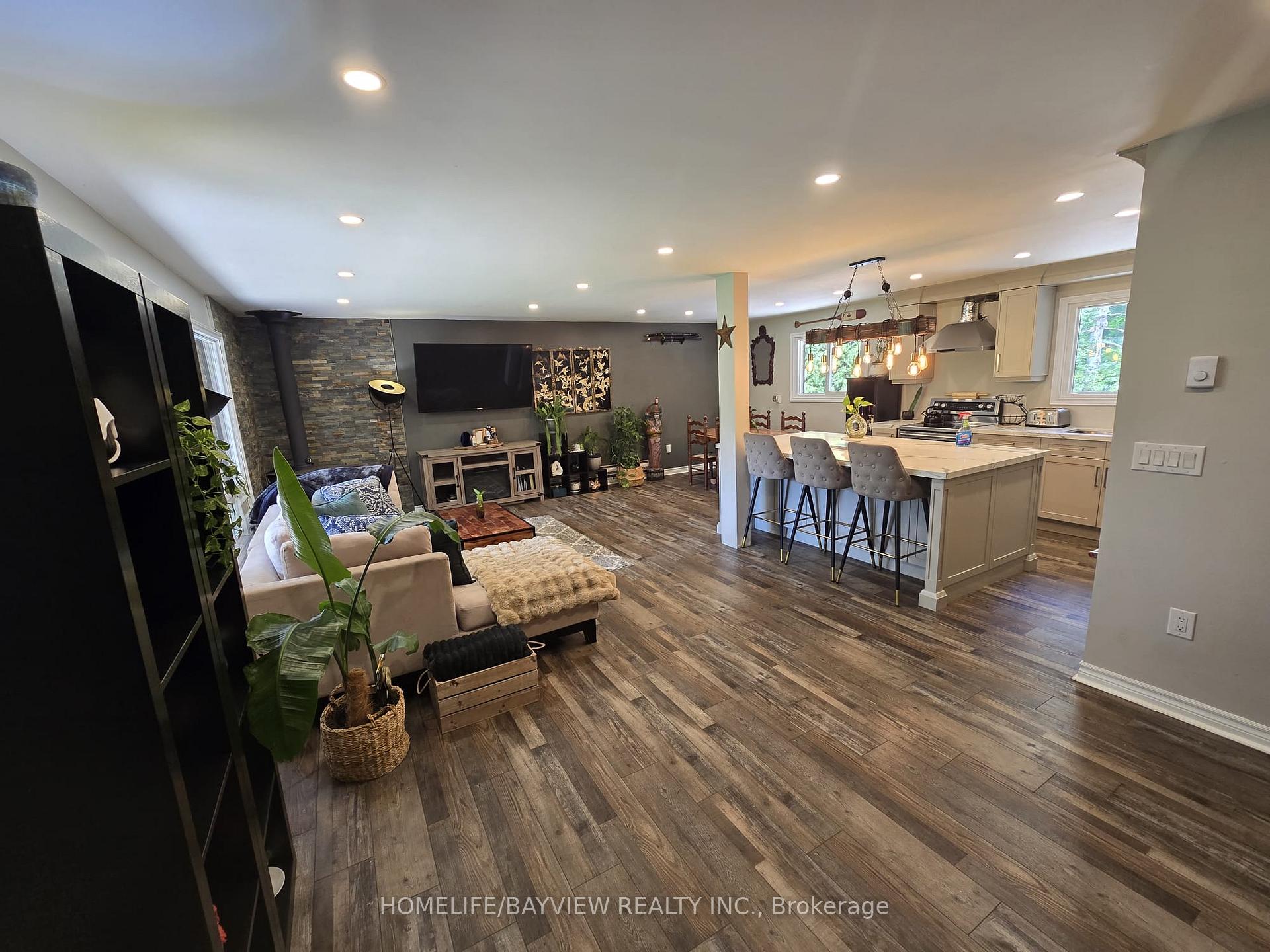 Photo 3 of 18802 Heart Lake Road, Caledon, Rural Caledon — HOMEH